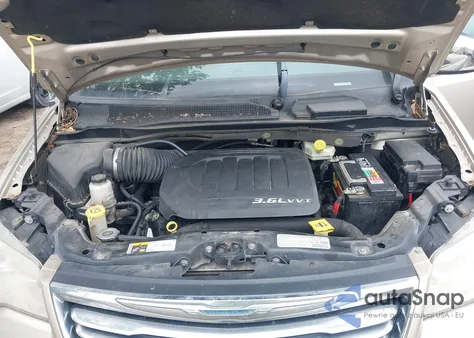 2013 Chrysler Town & Country Limited from USA, damaged, VIN 2C4RC1GG6DR753485